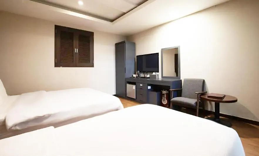 Hotel Airport June Incheon 2*,  South Korea