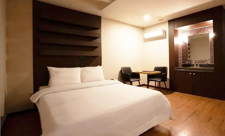 **  Hotel Airport June Incheon South Korea