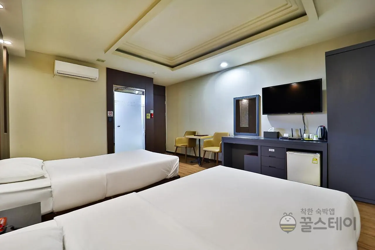 Hotel Airport June Incheon